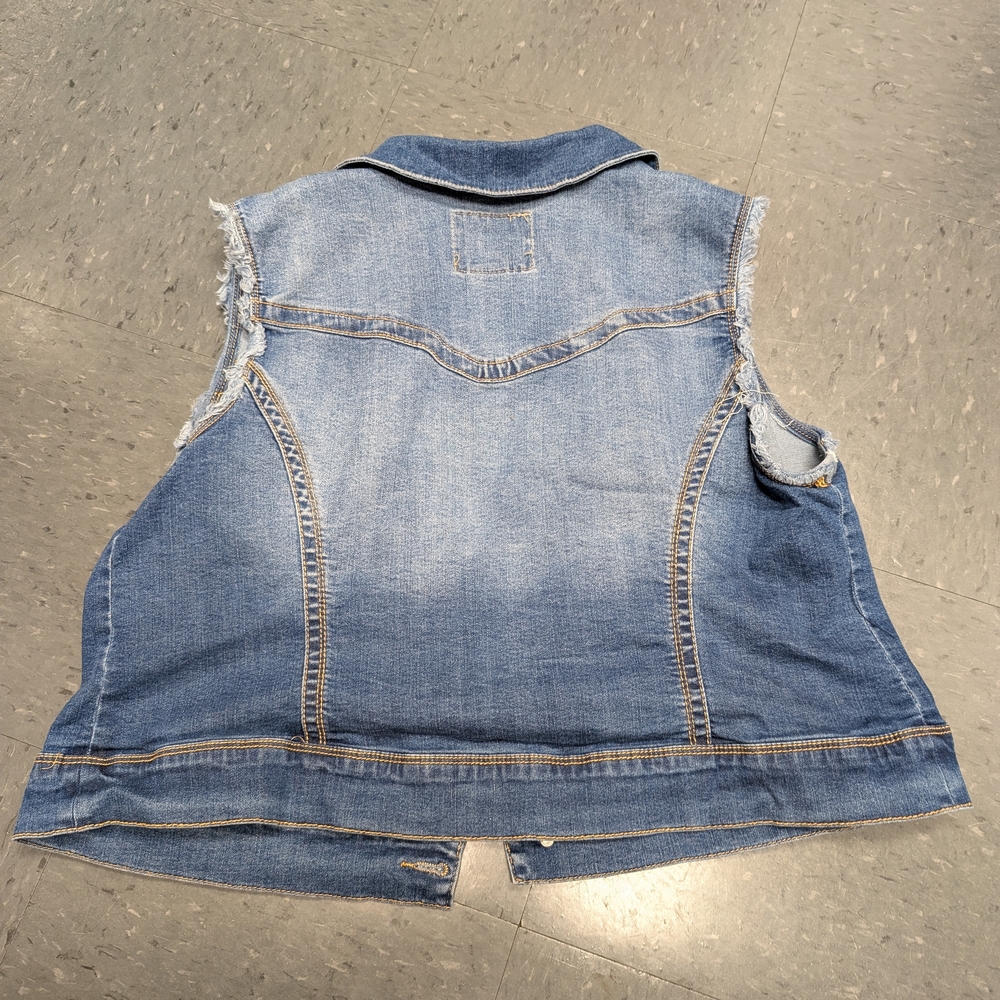 American Rag Blue Denim Jacket - Picture 6 of 6
